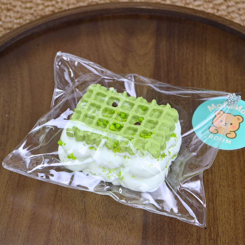 抹茶ワッフルケーキ