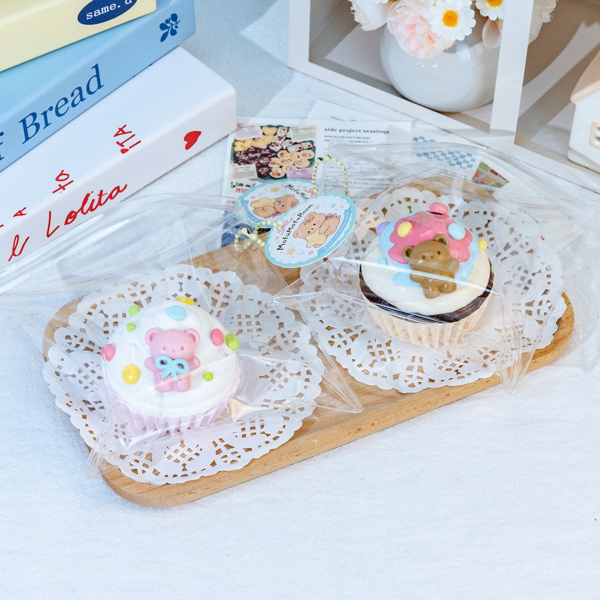 [在庫限りSALE] カラースプレーカップケーキ