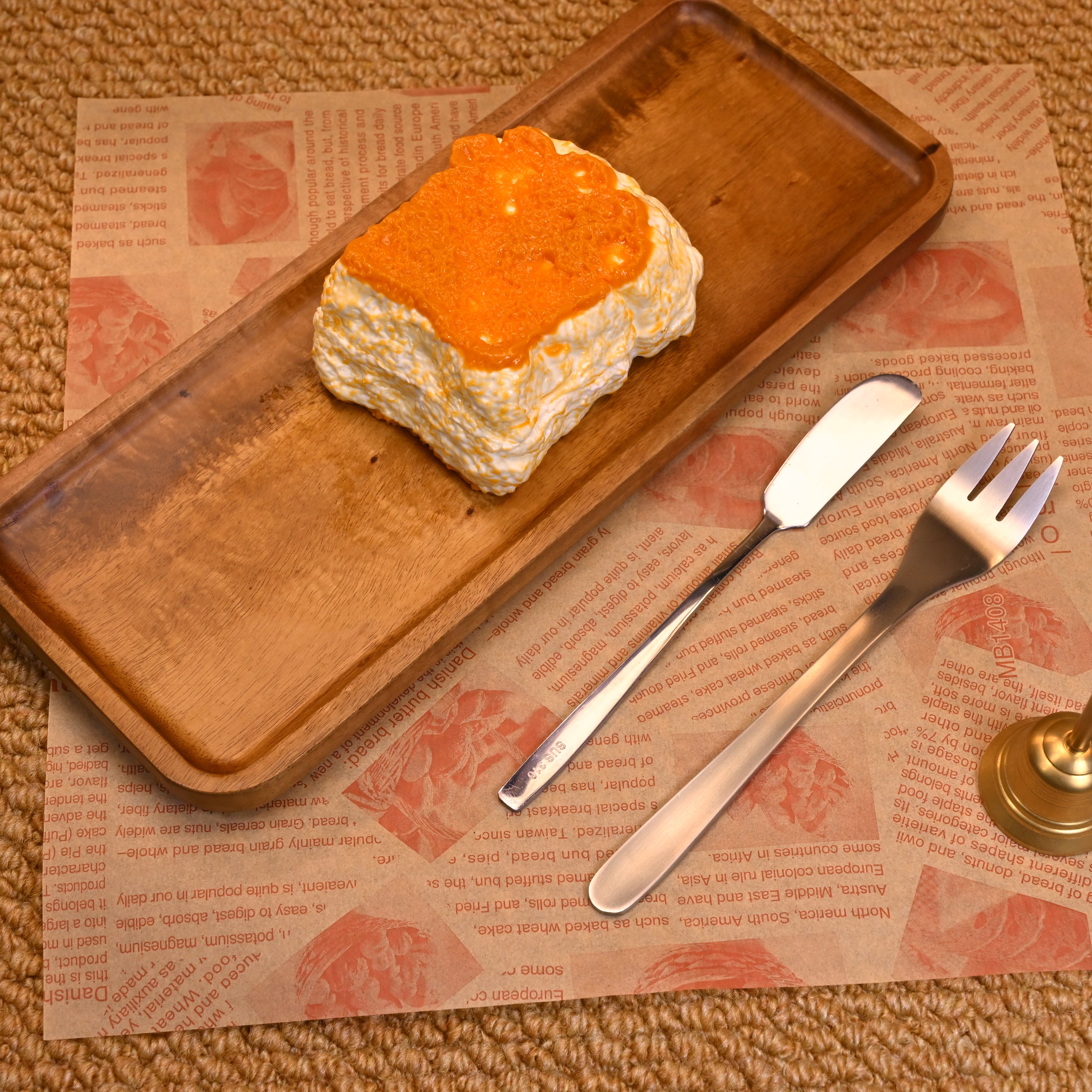 炭焼き二層トースト – MofuMofu Room