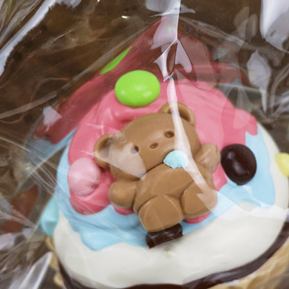 カラースプレーカップケーキ